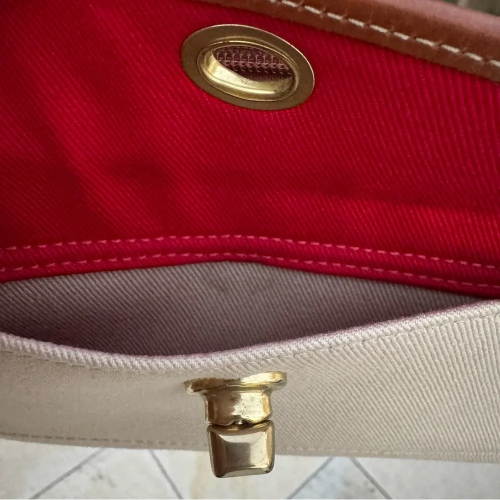 🆕 Coach Vintage Turn Lock Wristlet Clutch
